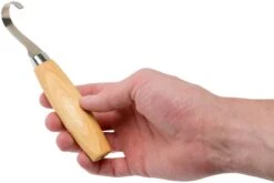 Morakniv Hook Knife 164 Couteau Croche, Droitier, Avec étui 11 Morakniv Hook Knife 164 Couteau Croche, Droitier, Avec étui -Magasin de couteaux MO13385 05 mora knives