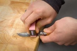 Naniwa, Gomme Pour La Rouille, Rust Eraser A-903 -Magasin de couteaux NAA 903 05 naniwa rust eraser naa 903 05