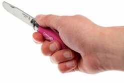 Opinel 'My First Opinel', Fuchsia 12 Opinel 'My First Opinel', Fuchsia -Magasin de couteaux OPT001699 05 opinel my first opinel fuchsia opt001699 d5