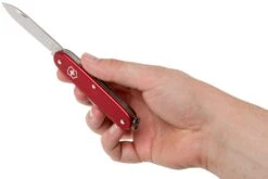 Victorinox Pioneer Alox Red 0.8201.20R4.KTE1 Knivesandtools Edition, Couteau Suisse -Magasin de couteaux VT0 8201 20R4 KTE1 06 victorinox