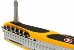 Victorinox Rangergrip Boatsman Jaune-noir 0.9798.MWC8 Couteau Suisse -Magasin de couteaux VT0 9798 MWC8 05 victorinox rangergrip boatsman vt0 9798 mwc8 d5