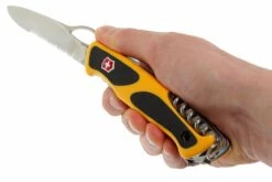 Victorinox Rangergrip Boatsman Jaune-noir 0.9798.MWC8 Couteau Suisse -Magasin de couteaux VT0 9798 MWC8 06 victorinox rangergrip boatsman vt0 9798 mwc8 d6