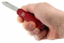 Victorinox Compact, Rouge -Magasin de couteaux VT1 3405 04 victorinox compact rood vt1 3405 d4